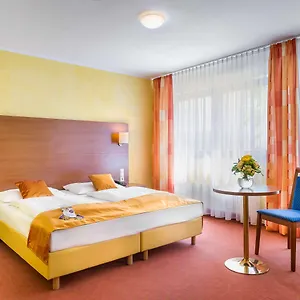 Hotel Novum Rega, Stuttgart